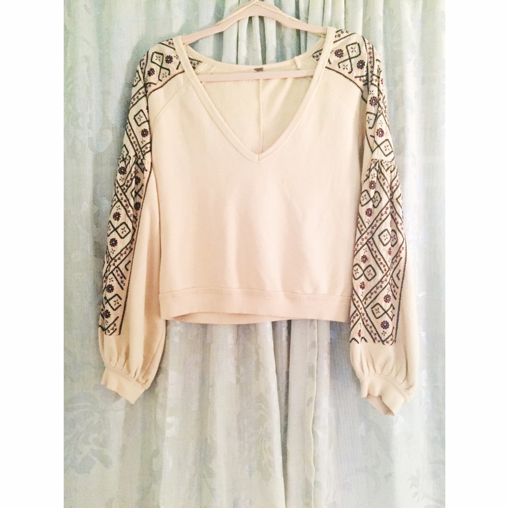 FREE PEOPLE Full Sleeve Sweatshirt